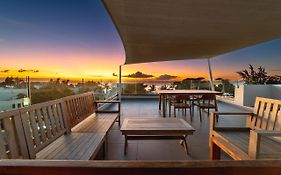 Penthouse 13 - One Bay Residence With Private Rooftop Terrace And Dip In Pool
