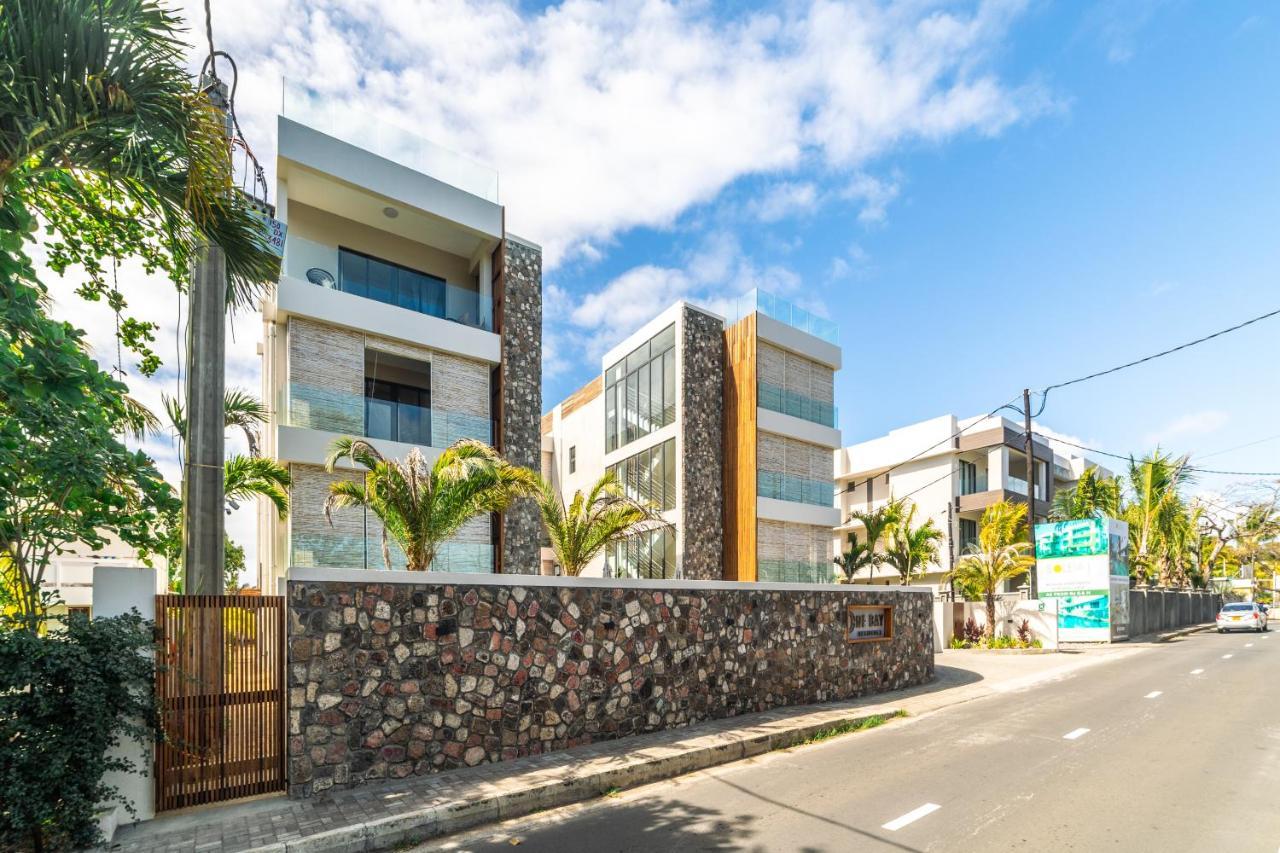 Penthouse 13 - One Bay Residence With Private Rooftop Terrace And Dip In Pool Pereybere Beach Extérieur photo
